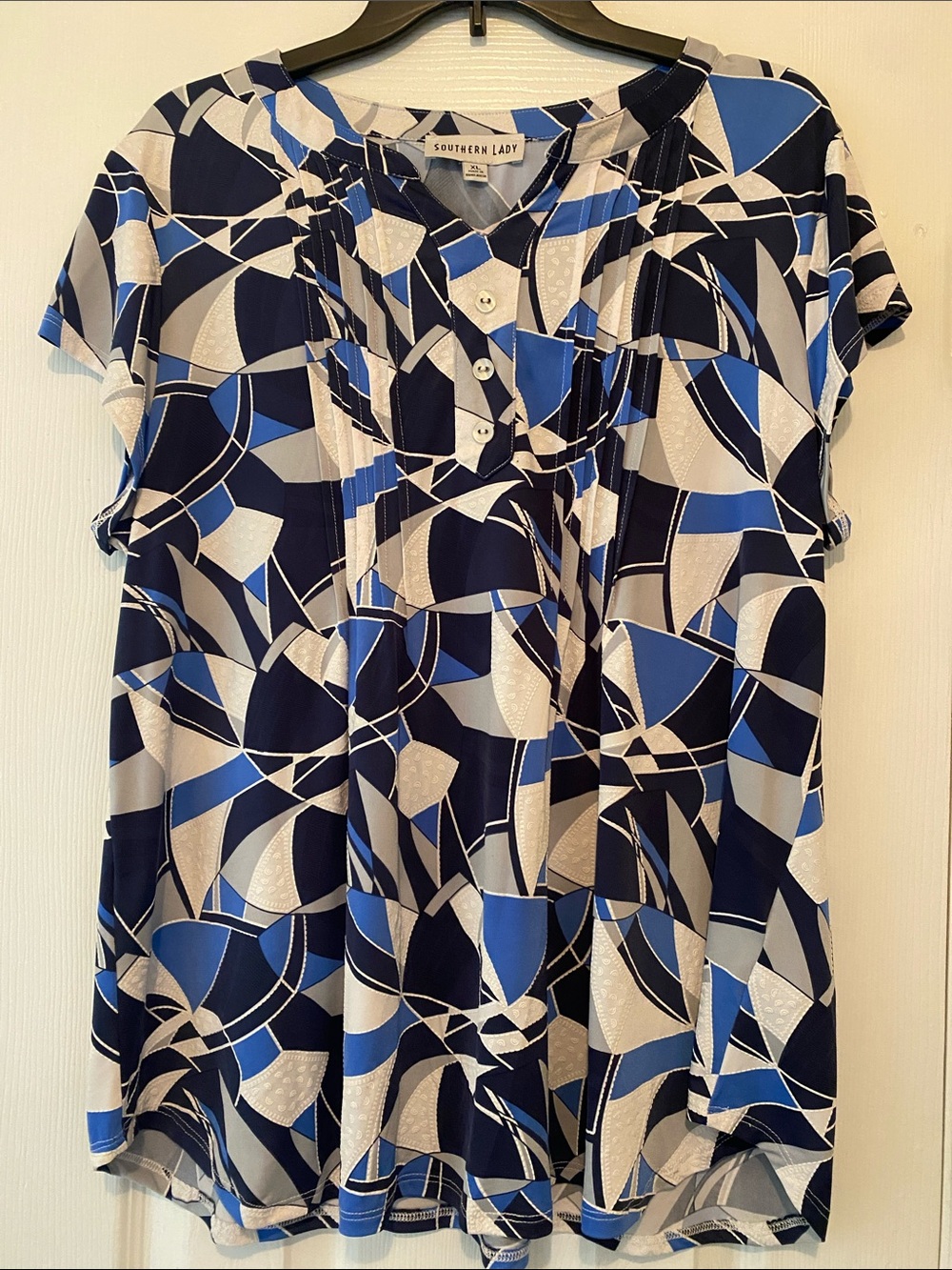 Southern Lady Blue and White Short Sleeve Geometric Blouse